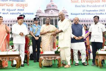 Deutsche Bank, in collaboration with Akshaya Patra, serves 70 millionth meal